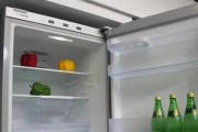 冰箱为何会发出持续的噪音（分析冰箱噪音的原因及解决方案）