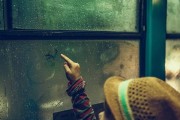 孩子性格内向怎么办？如何帮助他们变得更加自信和开朗？