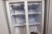 冰箱清洗的有效方法（保持冰箱清洁）