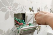 智能浴霸安装方法（让你的浴室更加智能舒适）