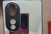 手机壳的镜子拆卸方法是什么？