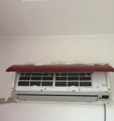 空调的粗管漏水处理方法（快速修复漏水问题）
