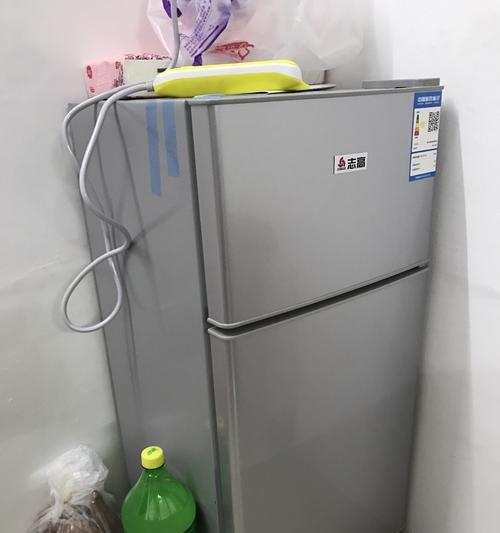 如何让小冰柜更省电（实用的小冰柜节能技巧）