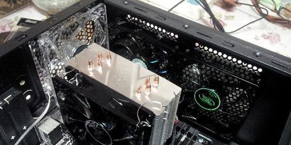 解决电脑CPU温度过高的技巧（有效应对高温问题）