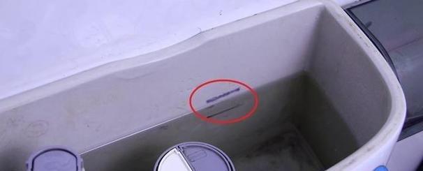 马桶出水阀不回弹的解决方法（探究马桶出水阀不回弹的原因及解决方案）