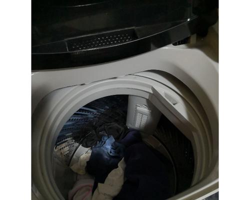 全自动洗衣机不甩干的故障原因及解决方法（探索洗衣机不甩干的原因与解决方案）