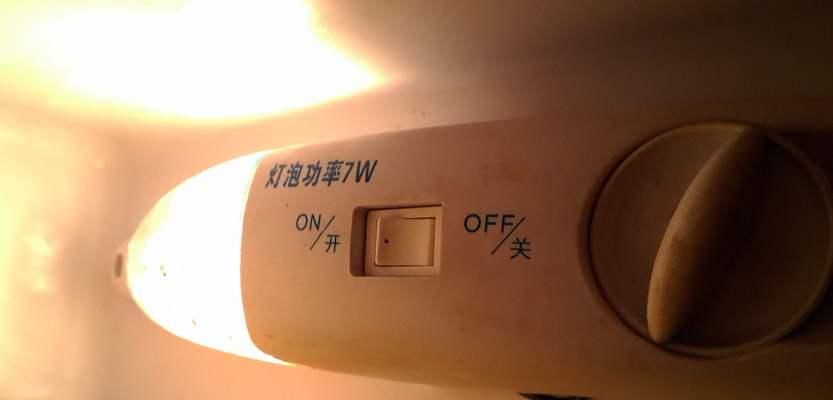 电脑显示器不亮的故障解决方法（解决电脑显示器不亮的常见问题）
