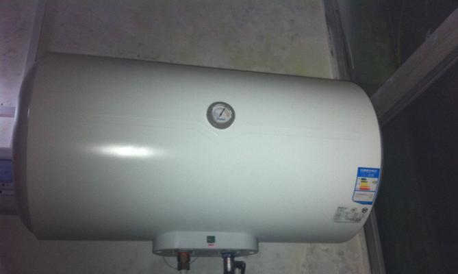 海尔燃气热水器E0故障处理方法（轻松学会修理燃气热水器）