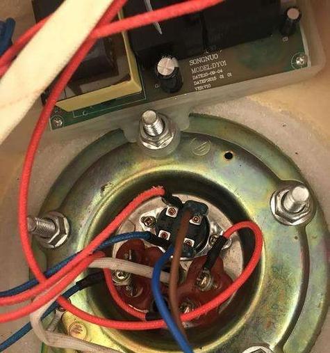 热水器故障维修方法大全（轻松解决热水器故障的有效方法）