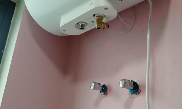 商用热水器水管漏水的处理方法（解决商用热水器水管漏水问题的有效措施）
