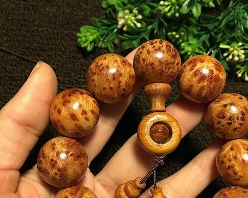 崖柏手串怎么盘玩方法？正确的盘玩步骤是什么？