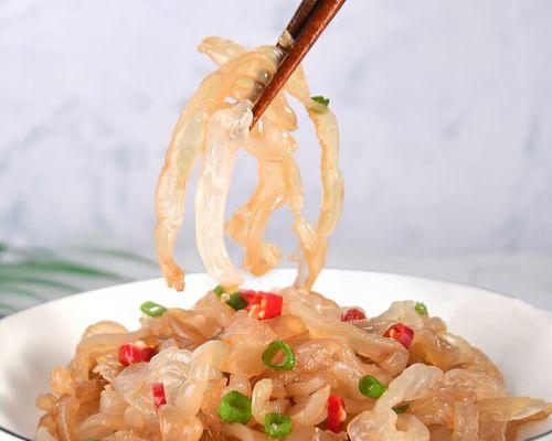 海蜇丝凉拌好吃的秘诀是什么？清洗海蜇丝有哪些步骤？