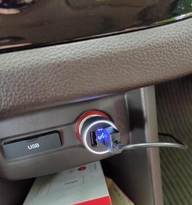 如何查询补发的充电器订单？