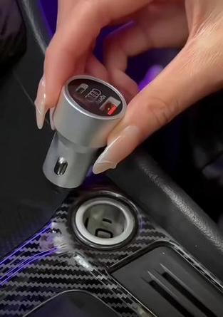 车载充电器定制车标贴法？贴上后是否影响使用？