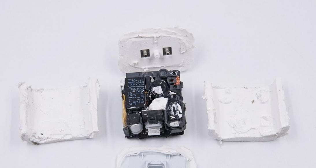 苹果wc充电器座使用方法是什么？常见问题有哪些？