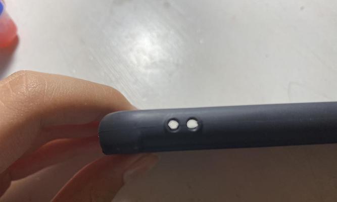 摄像头通孔手机壳的安装方法是什么？安装中常见问题有哪些？