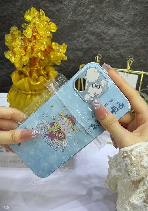 荣耀m无边框手机壳拆卸步骤是什么？