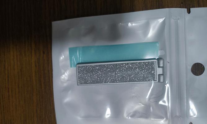折叠屏手机壳后支架怎么拆掉？