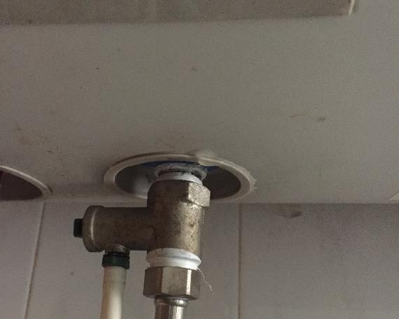 热水器水管漏水怎么办？有哪些快速修复方法？