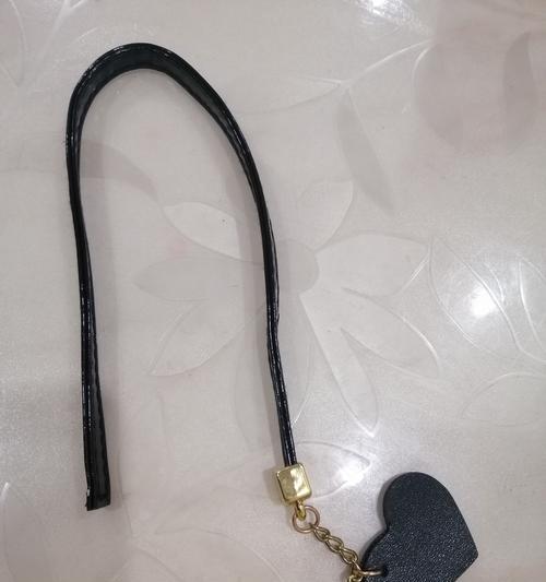 手机壳的镜子拆卸方法是什么？