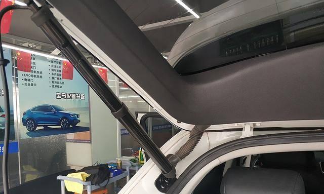 电瓶车能推进汽车后备箱吗？需要什么条件？