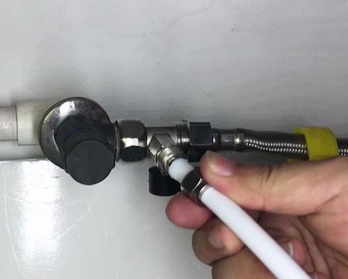 如何解决净水器出水管不畅通的问题（有效清洁与维护是关键）