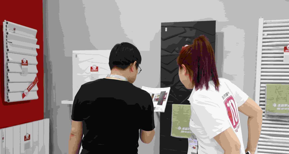双散热器朝向的正确判断方法是什么？